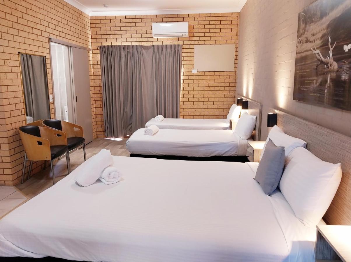 Tallarook Motor Inn Dubbo Extérieur photo